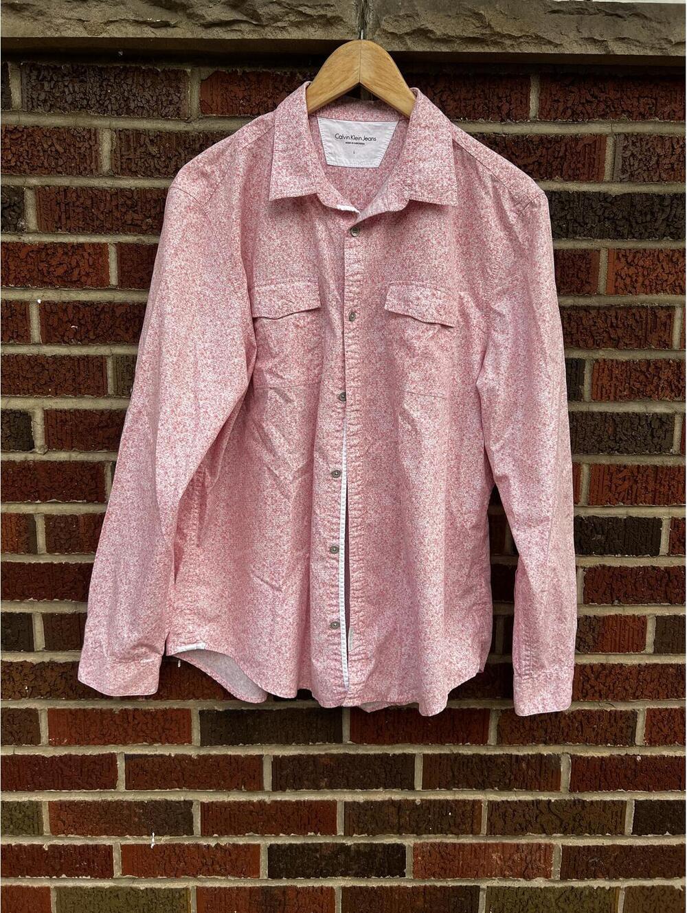 Calvin Klein Jeans Pink and White Patterned Collared Button Down Shirt